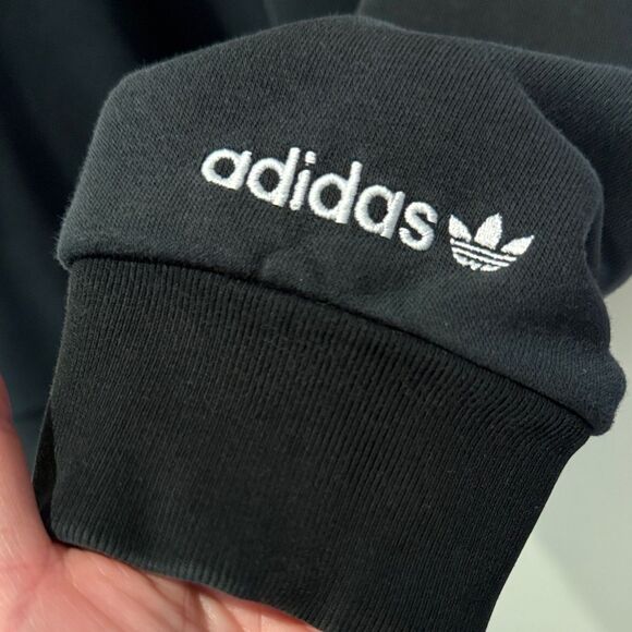 Adidas Black Adicolor Shattered Trefoil oversized Sweatshirt size S - Picture 2 of 10